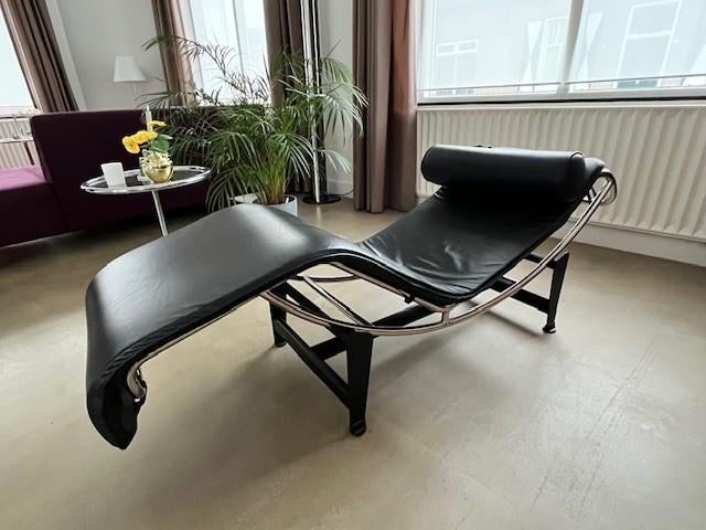 Le Cobusier - Chaise Longue, Ophalen, Eenpersoons, Minder dan 75 cm, Replica Le Corbusier / Jeanneret / Perriand – iMaestri Collectie