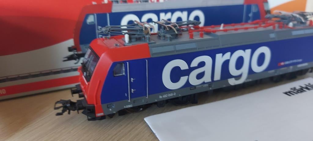 Märklin SBB/CFF 432 046-0 e-loc dig artnr 36606 in ovp, Hobby en Vrije tijd, Modelauto's | 1:50, Ophalen of Verzenden, Zo goed als nieuw