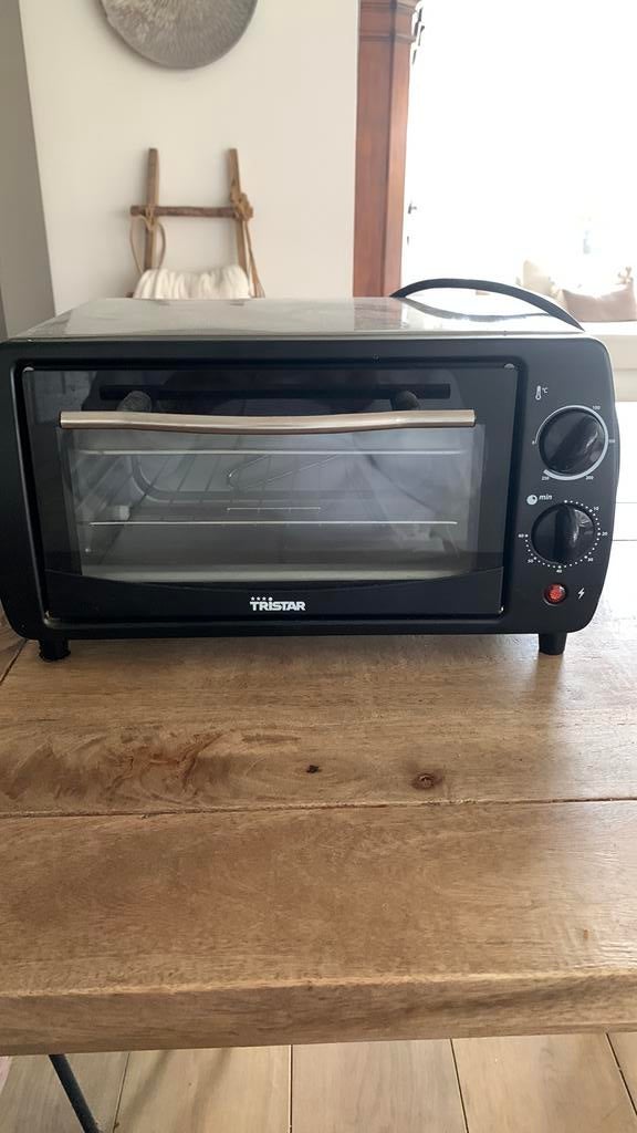 Compachte oven voor in tent of caravan/camper, Caravans en Kamperen, Ophalen, Zo goed als nieuw