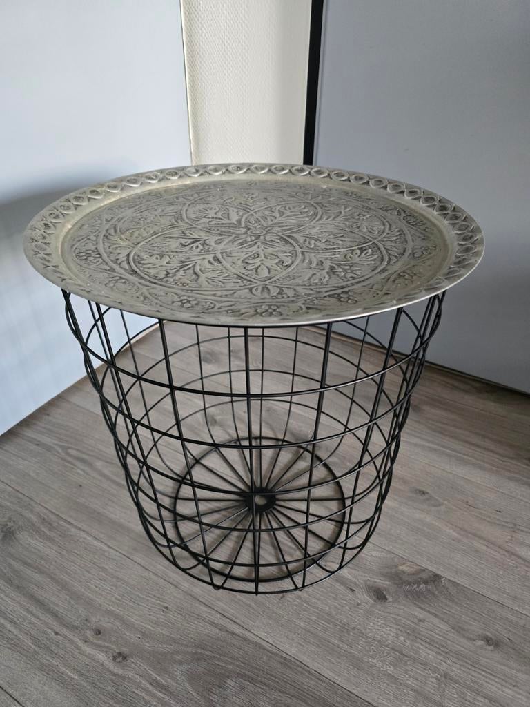 Leuke tafel/bijzettafel, 45 tot 60 cm, Minder dan 55 cm, Rond, Ophalen of Verzenden
