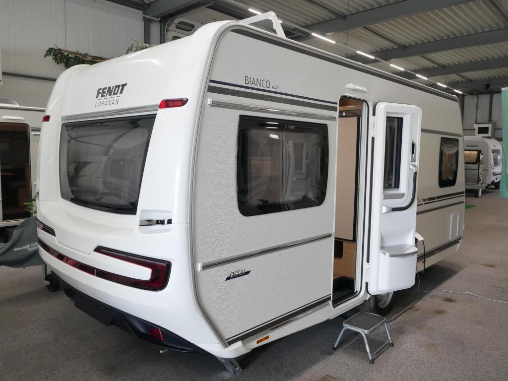 Fendt Bianco Activ 445 SFB NU MET GRATIS MOVER., Caravans en Kamperen, Caravans, Rondzit, Bedrijf, Niet ingevuld, Overige typen