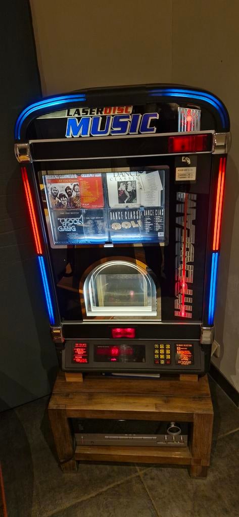 NSM Laserdisc Music Jukebox, Verzamelen, Ophalen, Gebruikt, 1970 tot heden, Overige merken