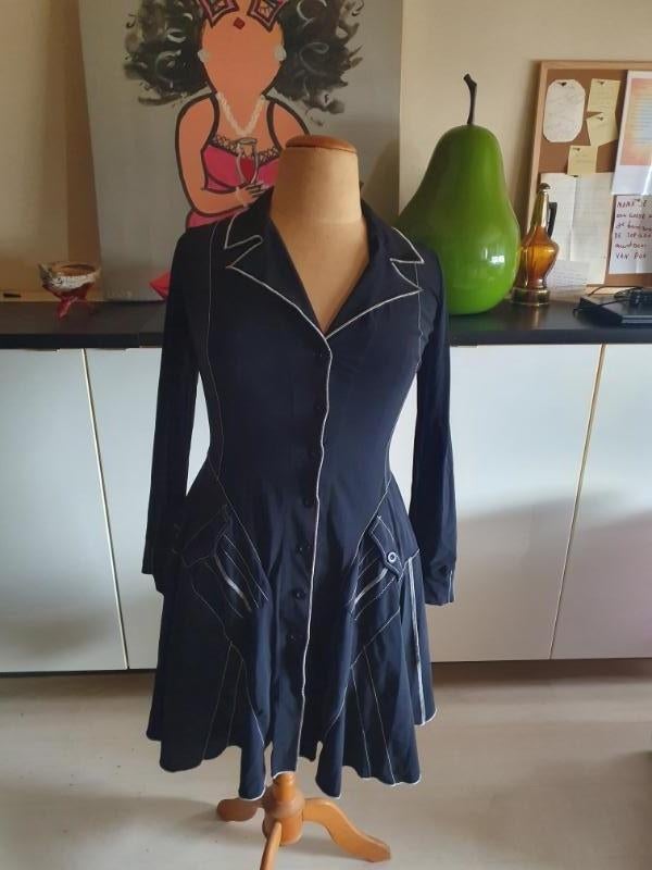 Zgan! Prachtig zwart jasje, travelstof van Cassiopee maat L!, Kleding | Dames, Verzenden, Zwart, Maat 42/44 (L), Zo goed als nieuw