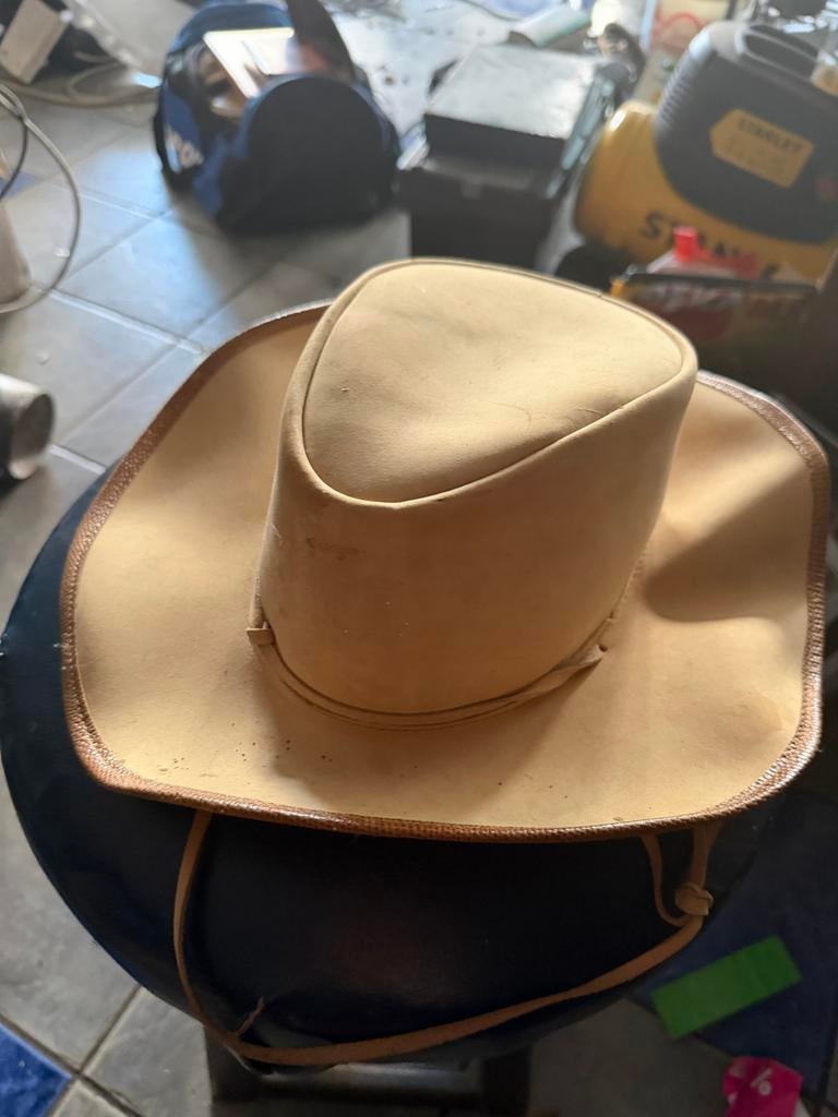 2 Vintage Akubra & Winfield Cover Co Hoeden, Ophalen, Gedragen, One size fits all, Hoed