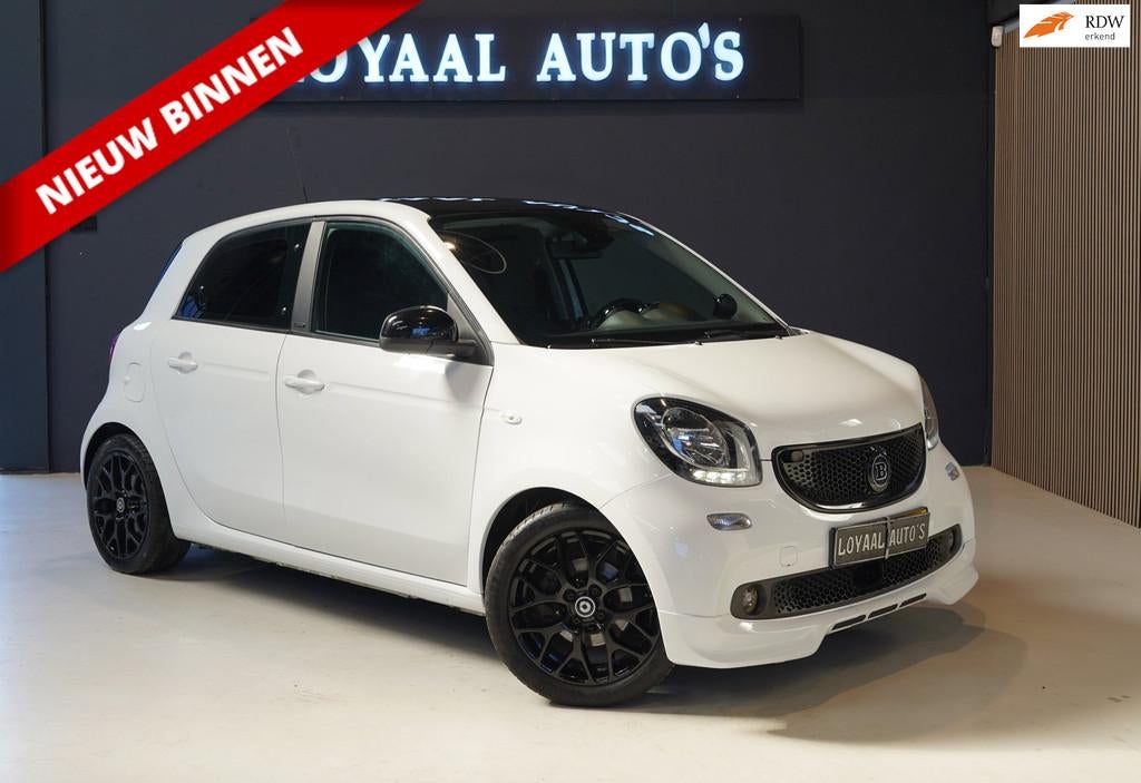 Smart Forfour 1.0 Passion Brabus-uitvoering| CRUISE | AIRCO, Auto's, Smart, Start-stop-systeem, Gebruikt, 4 stoelen, Wit
