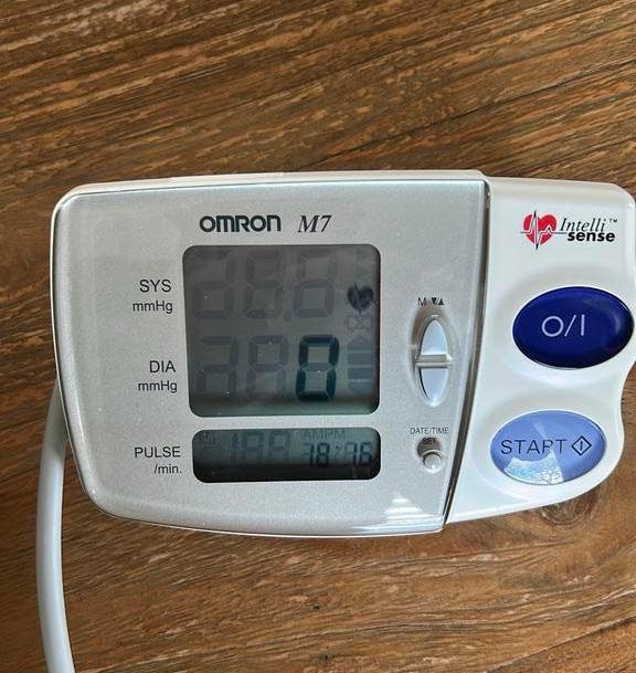 Omron M7 bloeddrukmeter, Ophalen of Verzenden, Zo goed als nieuw, Overige merken