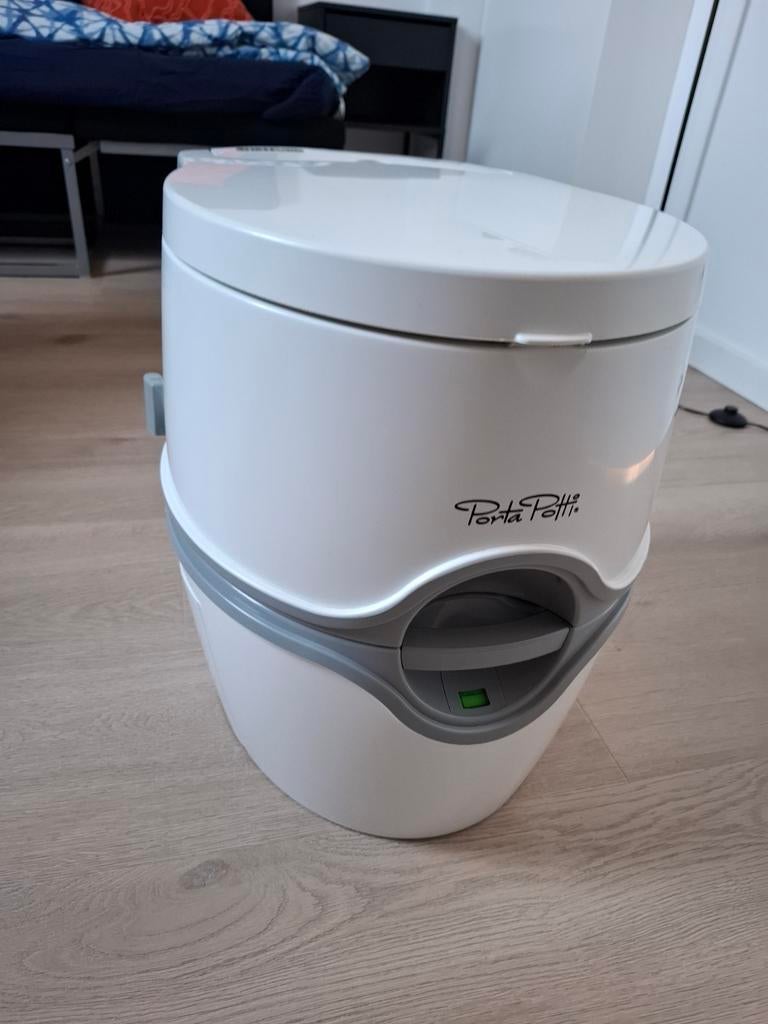 Porta Potti 565P verplaatsbaar toilet Tredfort, Ophalen, Zo goed als nieuw