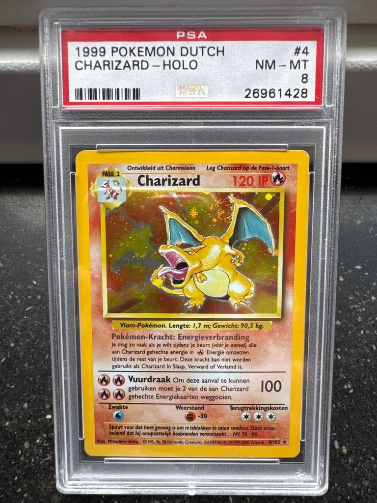 1999 Pokémon Dutch Charizard Holo PSA 8 NM-MT, Hobby en Vrije tijd, Verzamelkaartspellen | Pokémon, Ophalen of Verzenden, Zo goed als nieuw