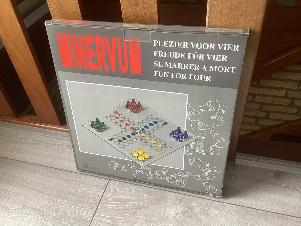 Glazen mens erger je niet, Drie of vier spelers, Ophalen of Verzenden, Nieuw