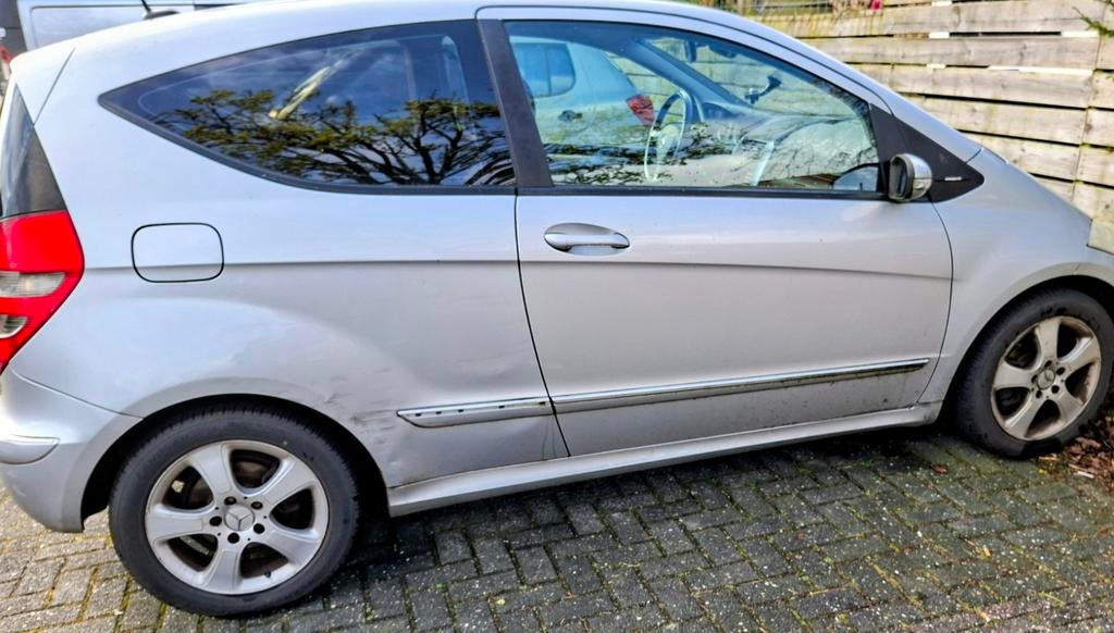 Mercedes-Benz Mercedes 2006 Grijs Lees de beschrijving!!, 1140 kg, 136 pk, 4 cilinders, 400 kg