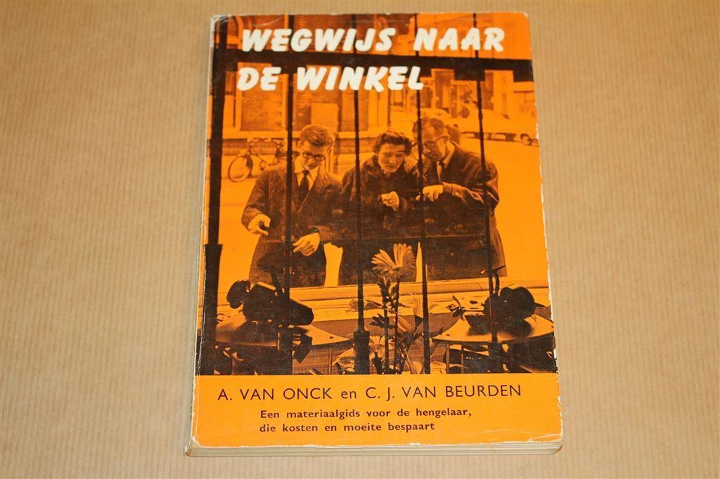 Wegwijs naar de winkel - Materiaalgids voor de hengelaar, Watersport en Boten, Ophalen of Verzenden, Gebruikt, Molen