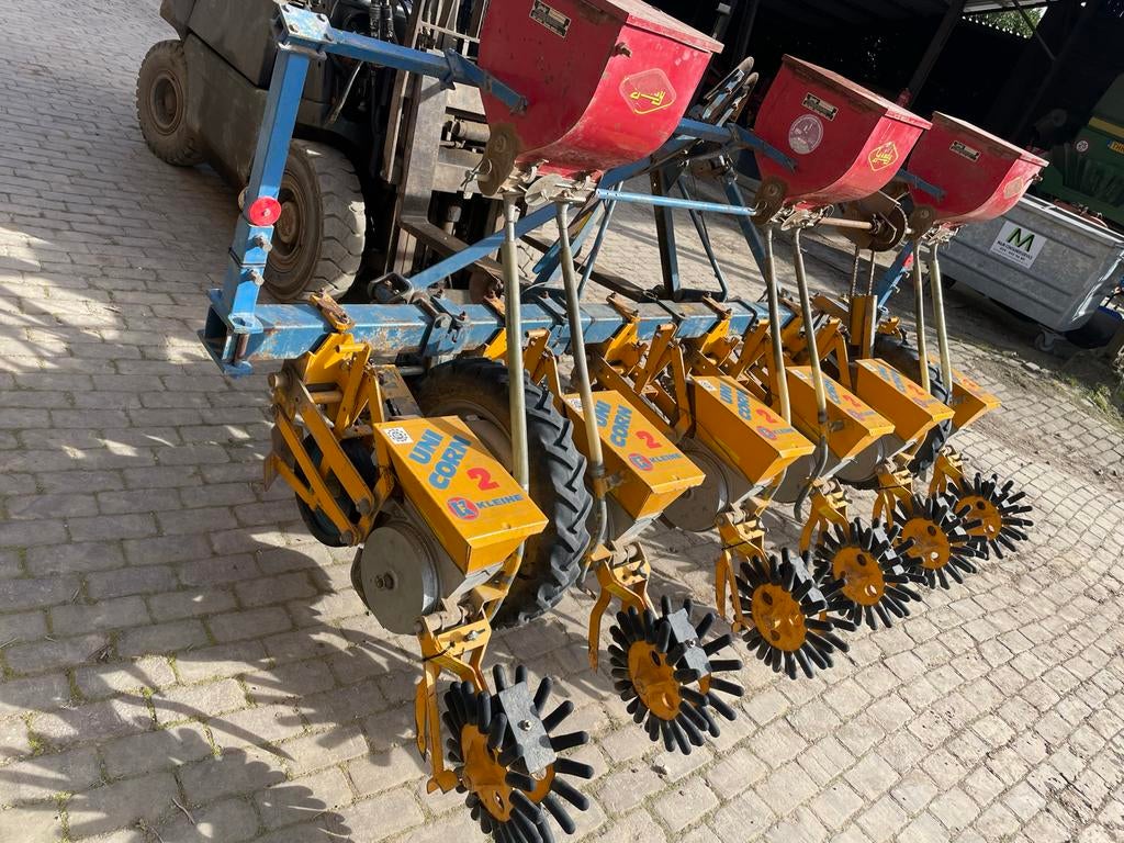 Kleine Uni Corn 2 zaaimachine, Zakelijke goederen, Agrarisch | Werktuigen, Ophalen, Akkerbouw, Zaaien, Planten of Poten