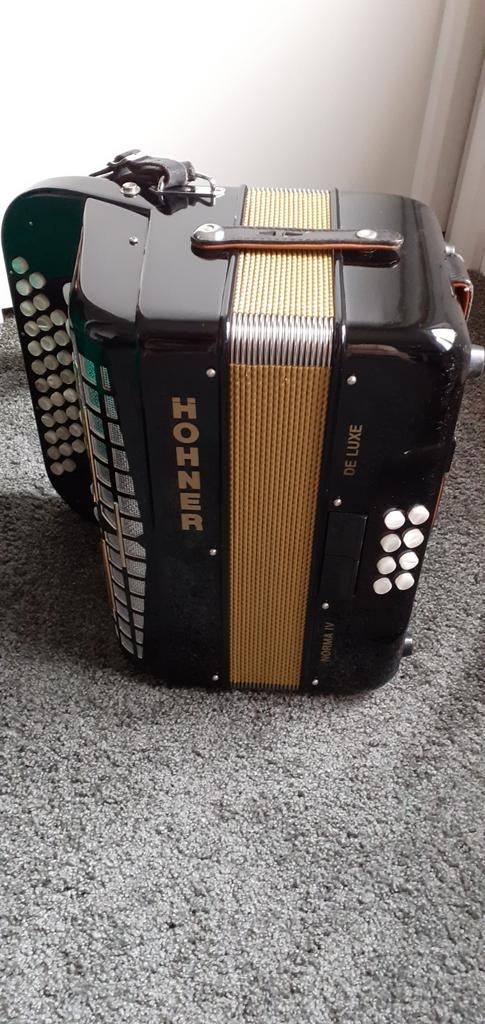 Hohner Norma IV de Luxe CF, Ophalen, Gebruikt, Hohner, Met koffer