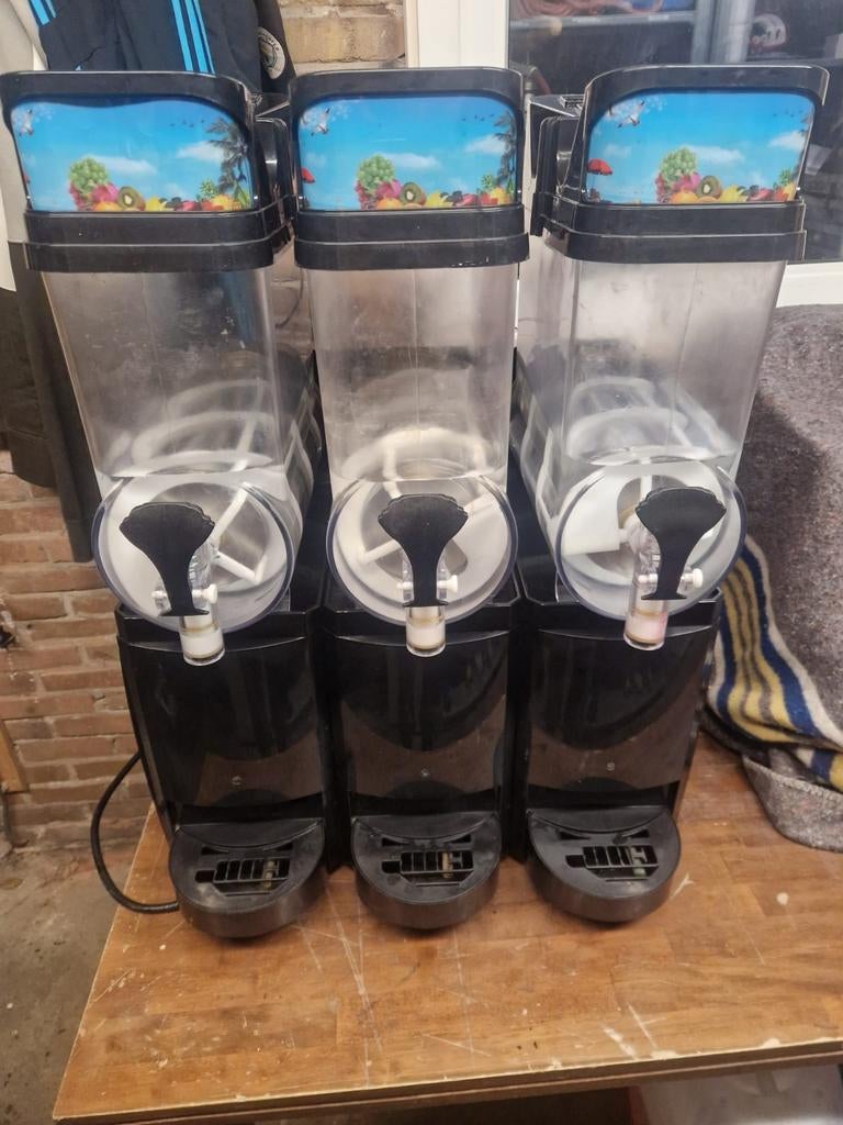 Slush machine met 3 reservoirs, Witgoed en Apparatuur, Ophalen of Verzenden