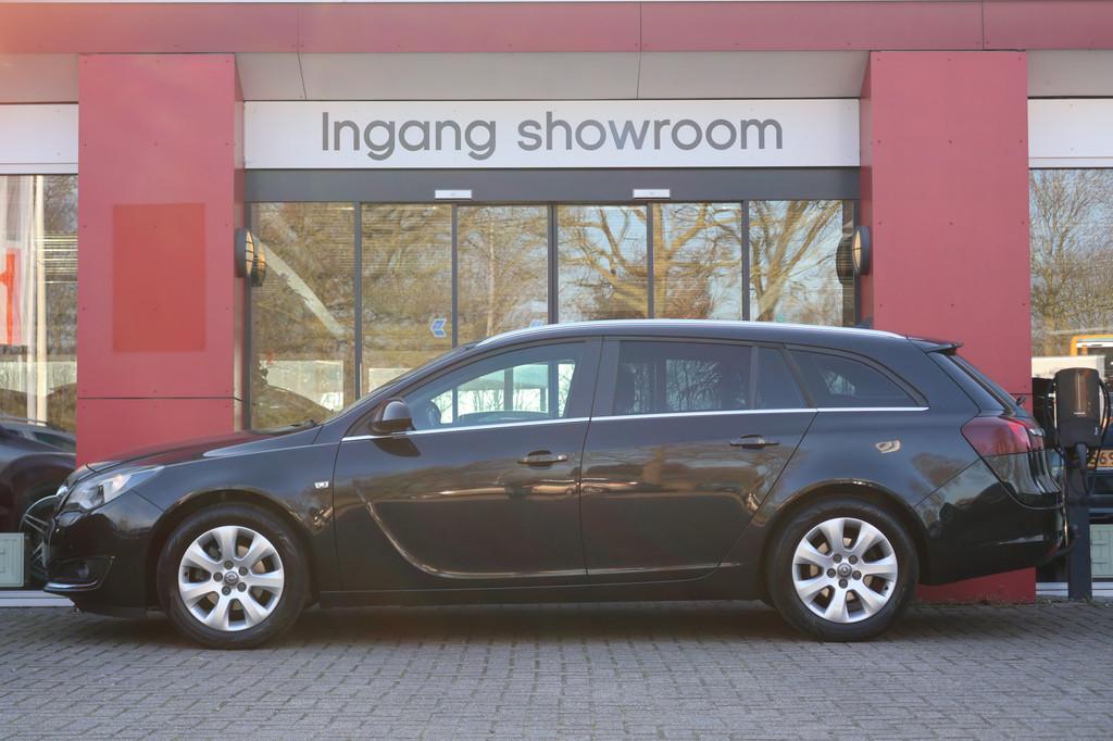 Opel Insignia Sports Tourer 1.4 T EcoFLEX Edition | Trekhaak, Stof, Gebruikt, 4 cilinders, Zwart