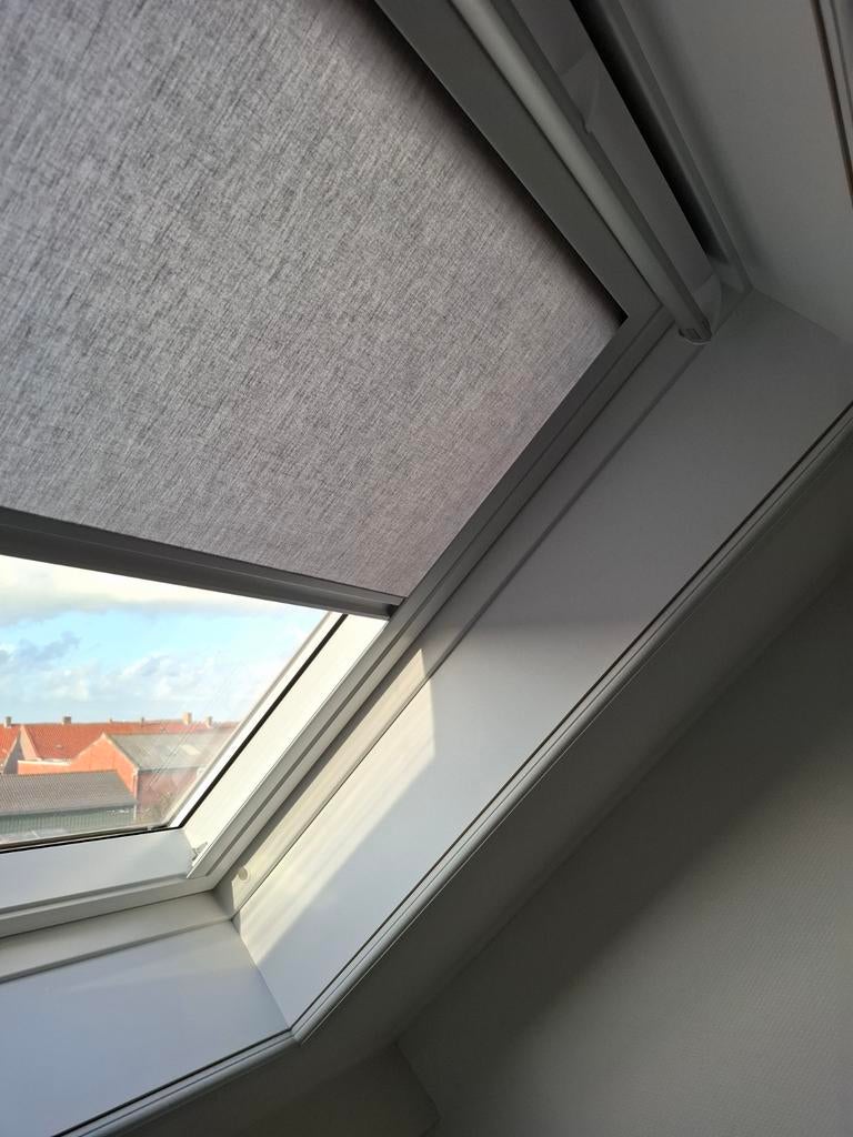 2x velux lichtdoorlatend rolgordijn uk04, Ophalen, 80 tot 120 cm, Nieuw, 120 tot 160 cm