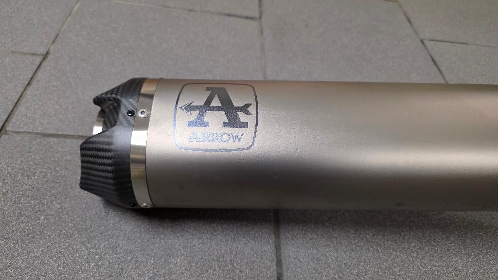 Te koop Arrow uitlaat yamaha T Max, Motoren, Ophalen, Gebruikt