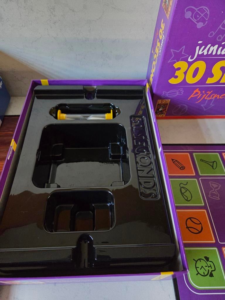 30Seconds / 30 Seconds junior, Ophalen of Verzenden, Zo goed als nieuw