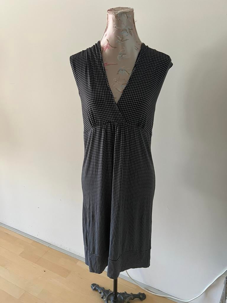 Queen Mum heerlijk stretch jurk maat S -M, Maat 38/40 (M), Zwart, Ophalen of Verzenden, Zo goed als nieuw