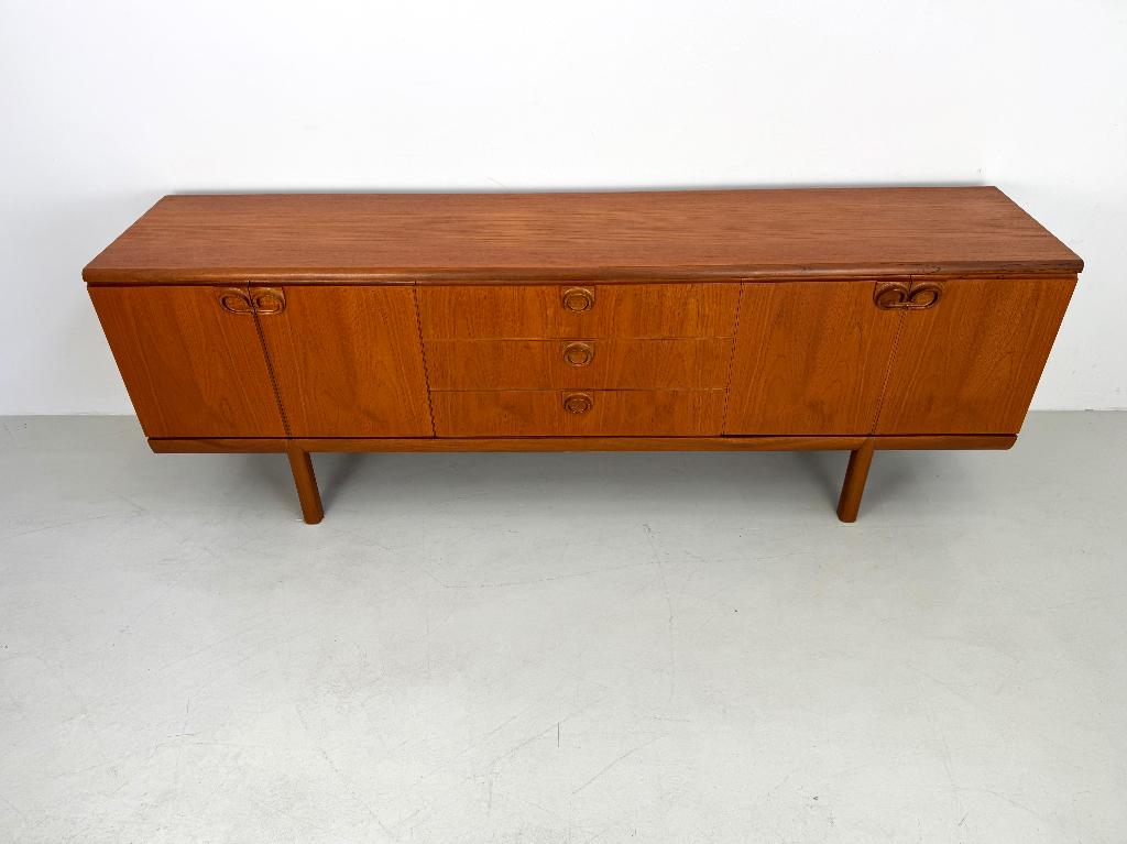 Uniek vintage dressoir McIntosh, Verzenden, Zo goed als nieuw, 25 tot 50 cm, 150 tot 200 cm