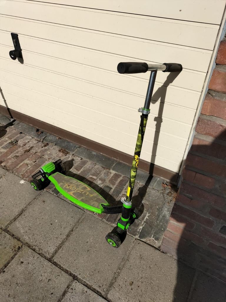 Fuzion step met 4 wielen - Camouflage groen, Ophalen, Gebruikt, Gewone step, Fuzion