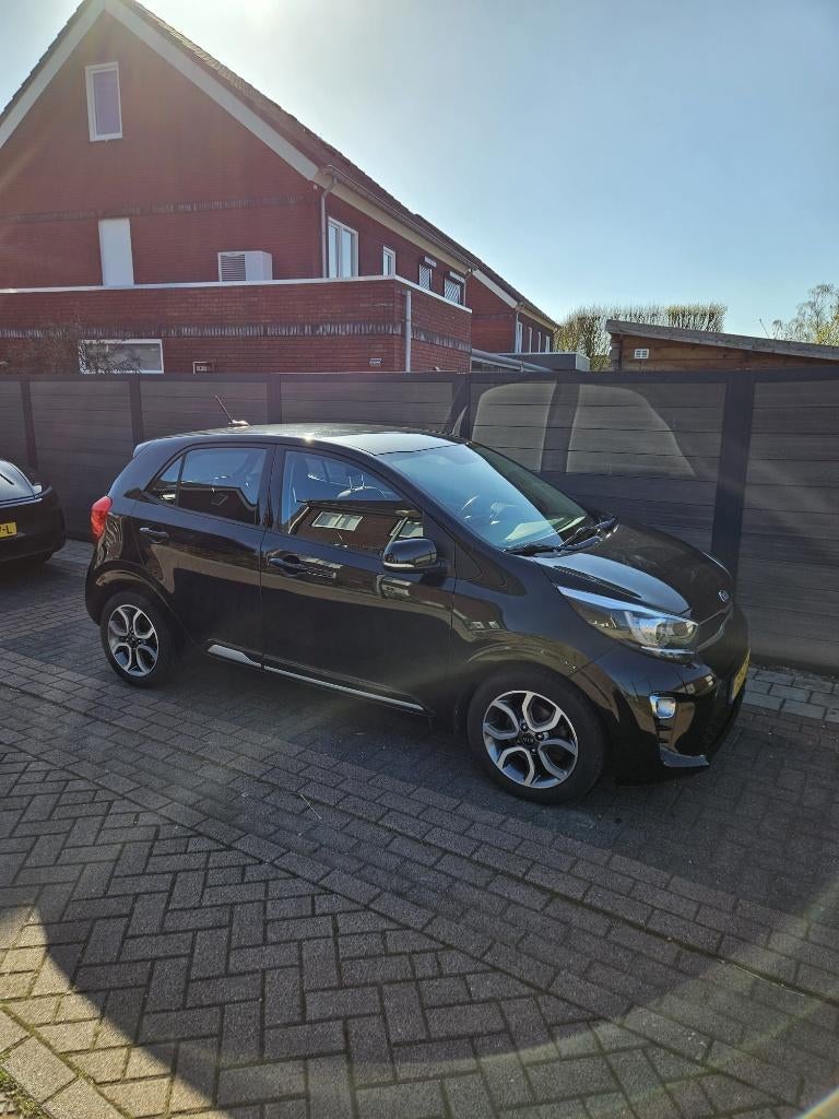Kia Picanto 1.0 Cvvt First Edition 5-zits 2017 Zwart, Auto's, Kia, Voorwielaandrijving, Stof, Zwart, Zwart