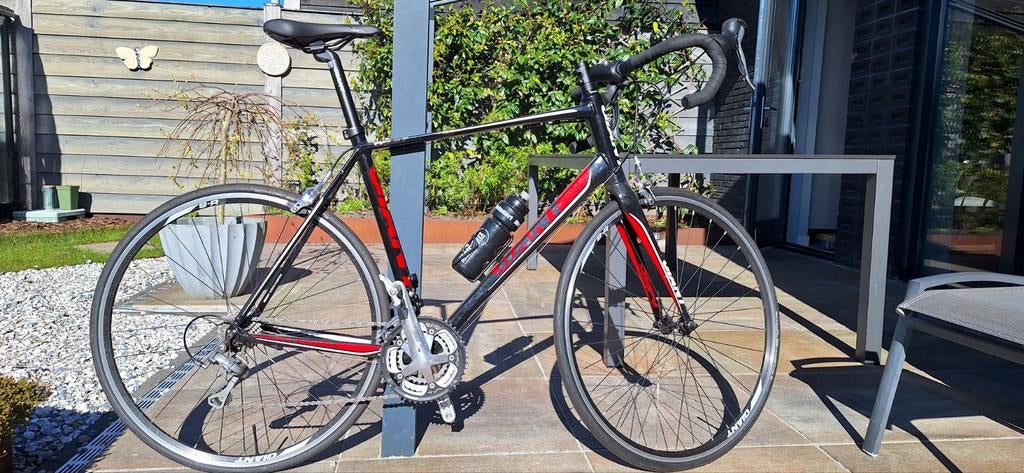 Giant defy racefiets+splinternieuwe banden, Ophalen, Gebruikt, Aluminium, Giant