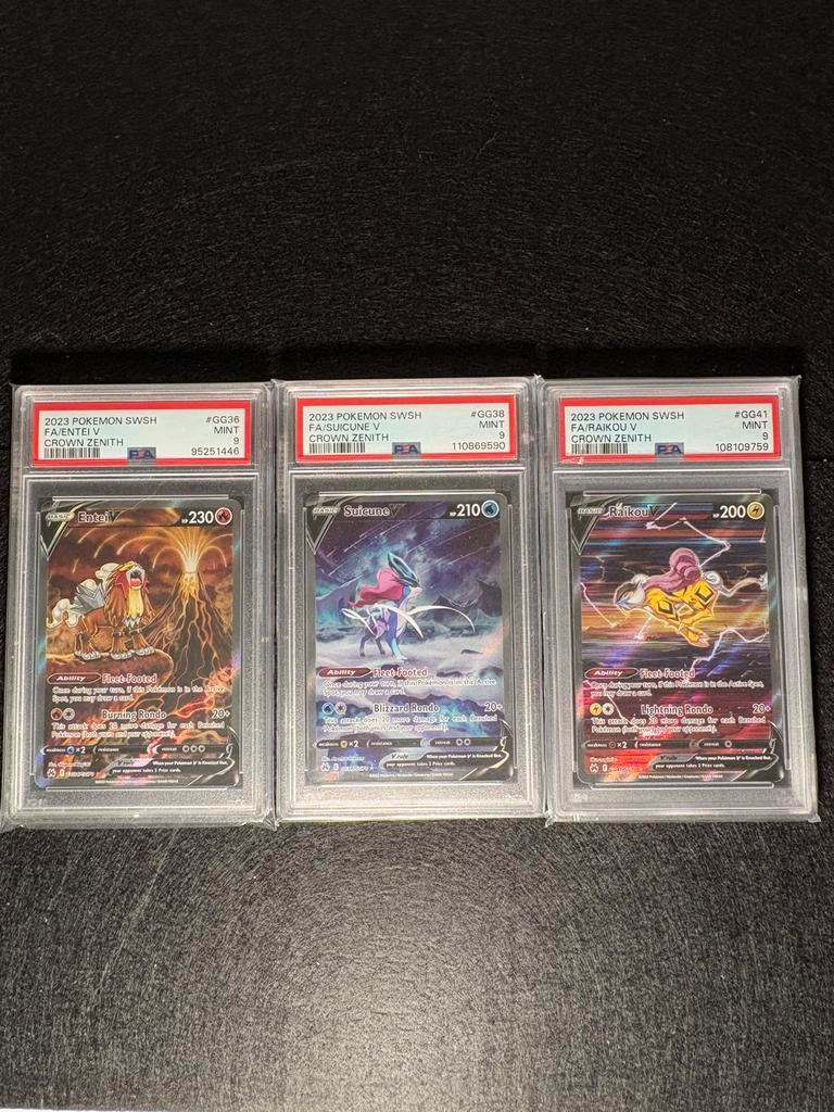 Suicune, Entei & Raikou V PSA 9 #GG36, #GG38, #GG41, Ophalen of Verzenden, Zo goed als nieuw
