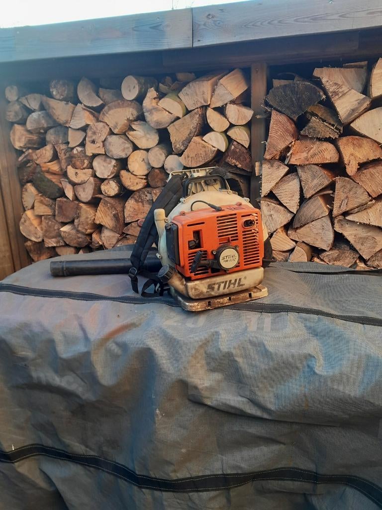 Stihl BR 420 Bladblazer - Krachtig en Betrouwbaar, Tuin en Terras, Bladblazers, Gebruikt, Ruggedragen, Benzine, Ophalen