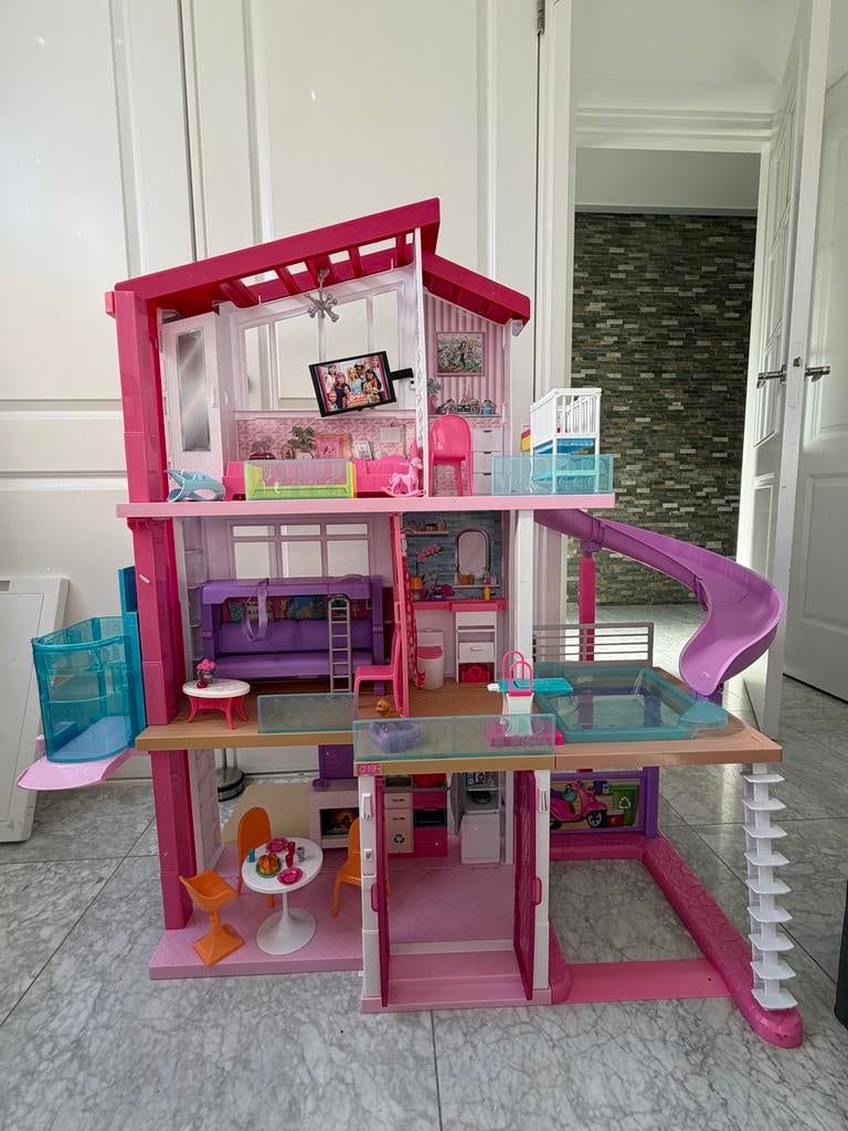 Barbie’s Malibu Dreamhouse met zwembad en glijbaan, Ophalen, Gebruikt, Meisje