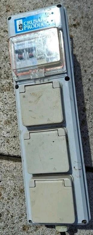 Crusader Camping Elektriciteitssnoer 10m met 2 Groepen, Ophalen of Verzenden, Gebruikt