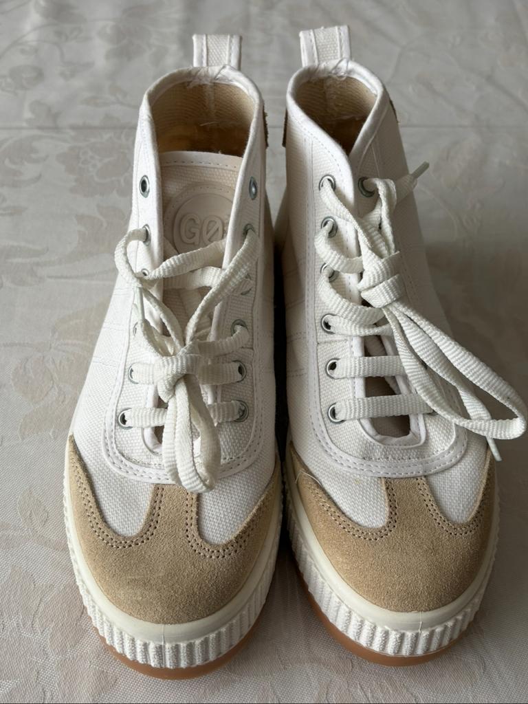 Go-Stax Canvas Sneakers - Maat 38, Kleding | Dames, Ophalen of Verzenden, Nieuw, Wit, Sneakers of Gympen
