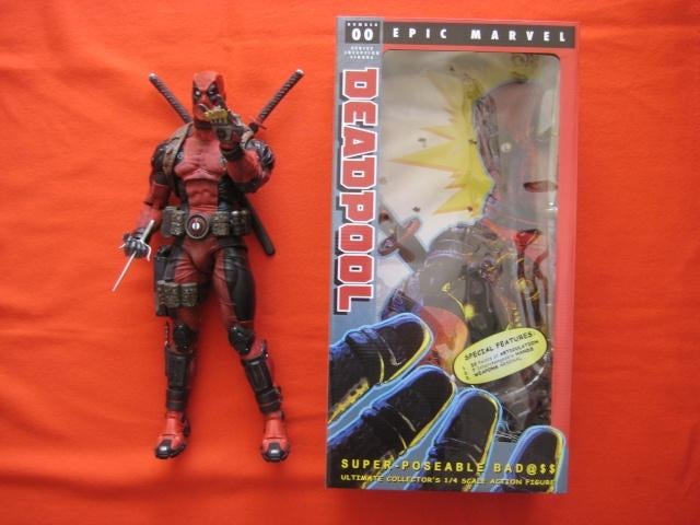 Deadpool groot figuur Neca 1/4 scale Marvel, Ophalen of Verzenden, Zo goed als nieuw, Actiefiguur of Pop