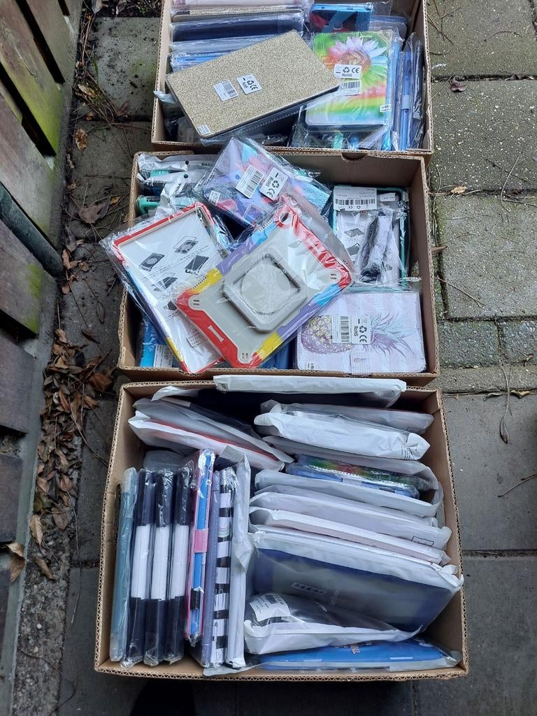 Tablet en IPad bescherm hoezen 100 stuks ZIE BESCHRIJVING, Ophalen of Verzenden