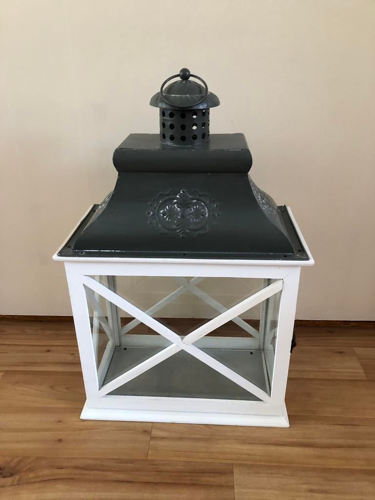 Lantaarn wit, Huis en Inrichting, Woonaccessoires | Kandelaars en Kaarsen, Ophalen, Zo goed als nieuw, Hout