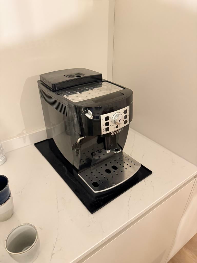 Delonghi Magnifica S koffiemachine /espressomachine, Ophalen, Gebruikt, Espresso apparaat