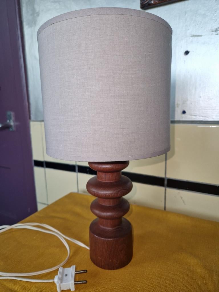 Vintage teak scandinavisch design tafellamp., Scandinavisch design, Gebruikt, Ophalen of Verzenden, Minder dan 50 cm