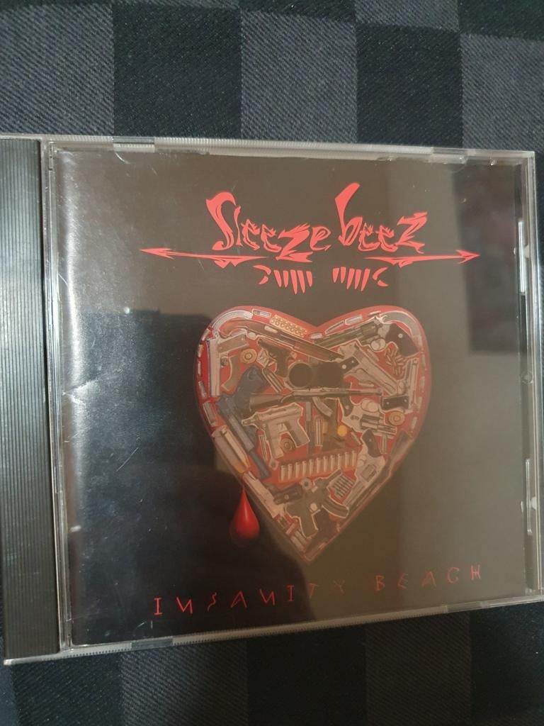 Sleeze beez insanity beach, Verzenden, Gebruikt