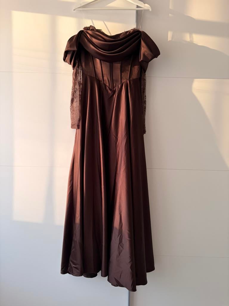 Elbise turkse maat 40, Maat 38/40 (M), Overige typen, Bruin, Nieuw