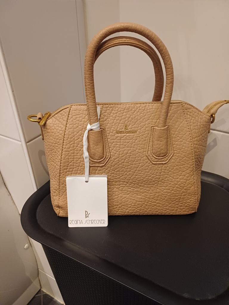 Nieuwe Beige PU Leren Regina Schrecker Tas, Ophalen of Verzenden, Nieuw, Beige, Handtas
