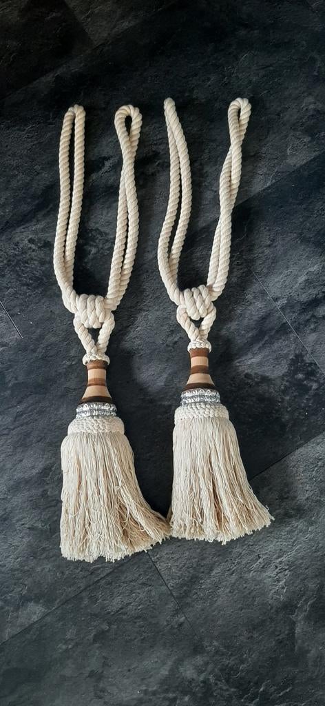 Embrasse gordijnkoord set, Ophalen