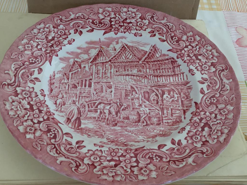 Royal Tudor Ware, Ophalen of Verzenden