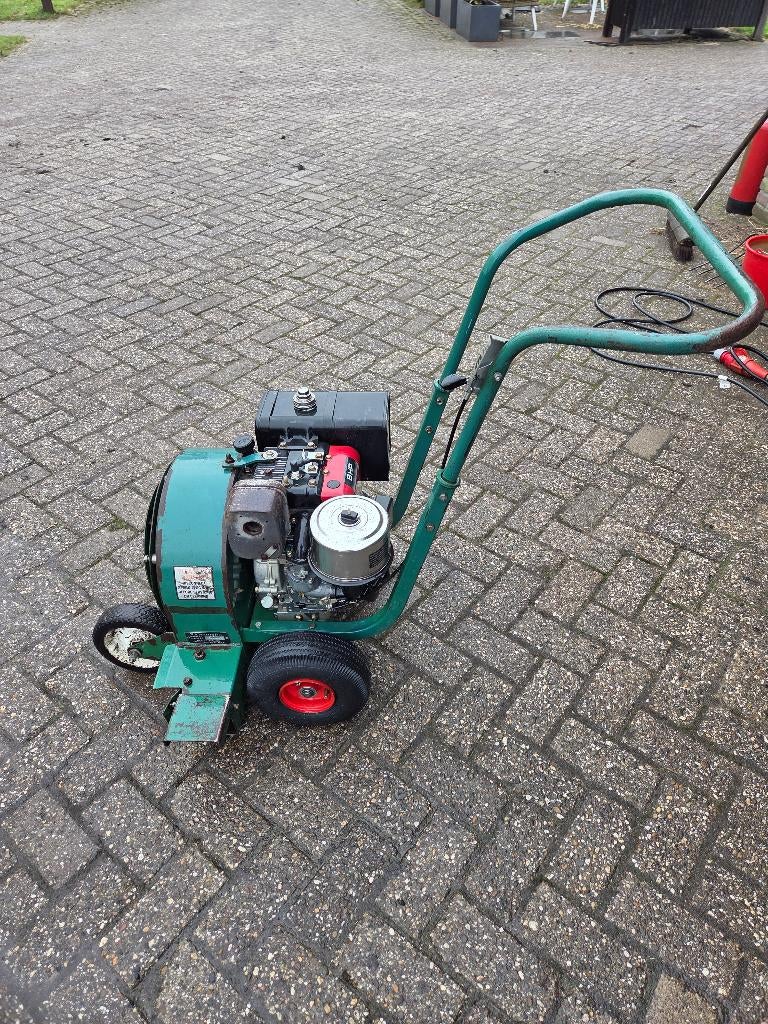 Bladblazer Ransomes grote bladblazer, Tuin en Terras, Benzine, Gebruikt, Met neuswiel, Ophalen