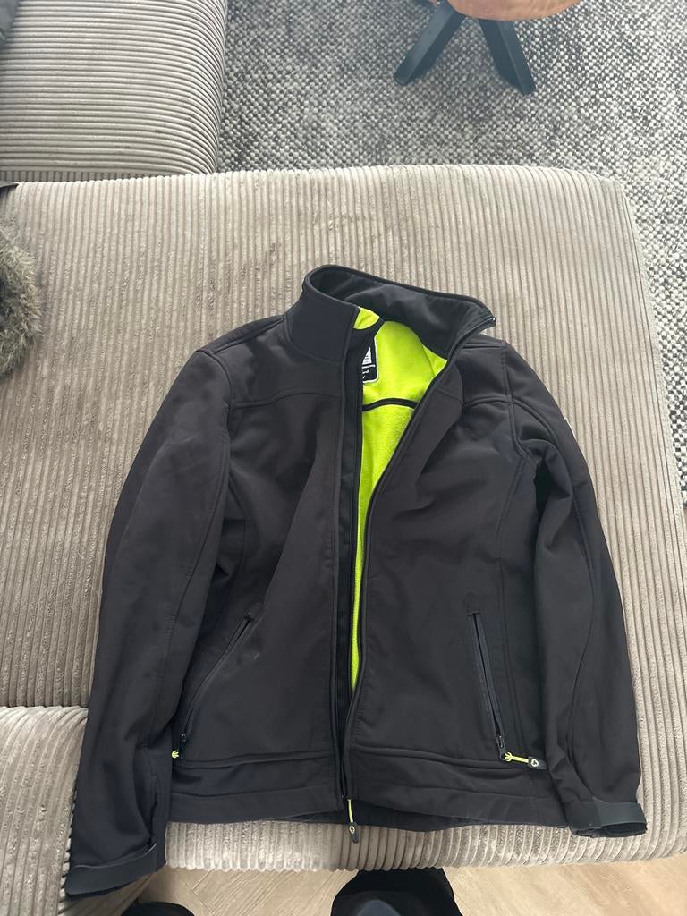 Zwart Etirel softshell winterjasje - Maat S, Ophalen of Verzenden, Jack, Maat 36 (S), Gedragen