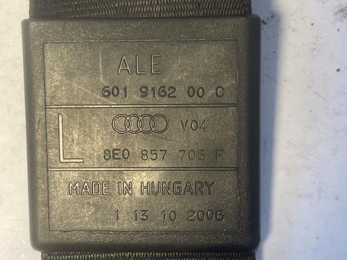 Veiligheidsgordel links-voor van een Audi A4, Auto-onderdelen, Gebruikt, -, Verzenden, -