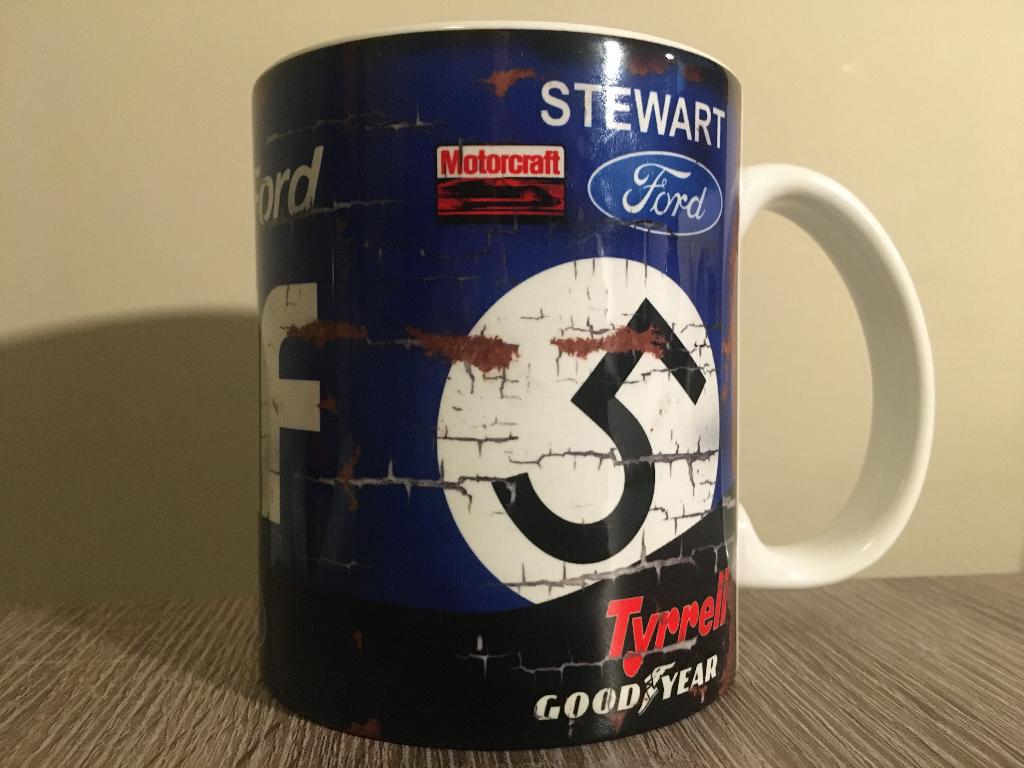 ✅ Jackie Stewart Tyrrell-Ford mok Vintage olie F1 Autosport, Ophalen of Verzenden, Nieuw, Formule 1