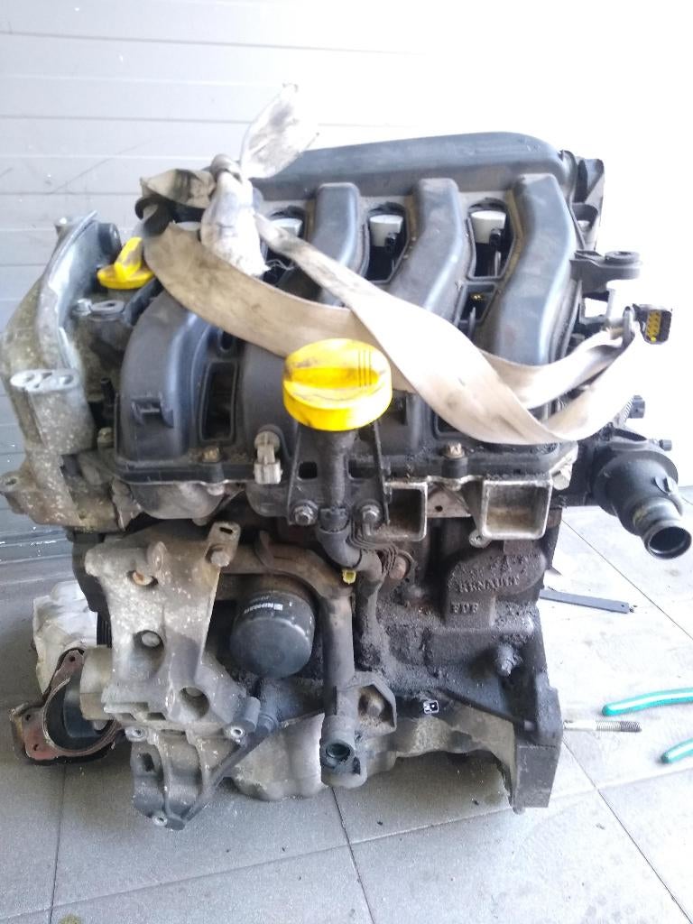 Renault motor, motorcode K4M800, Ophalen, Renault