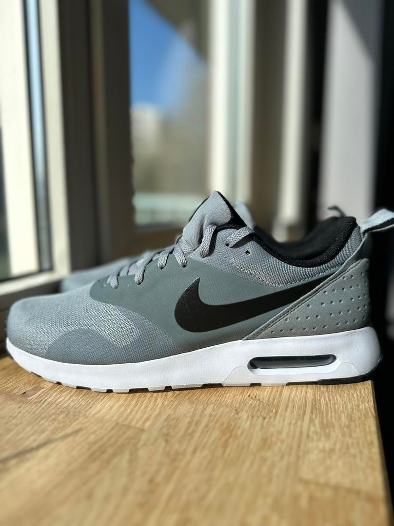 Nike Air Max Tavas - nieuw/origineel - maat 44, Overige kleuren, Nieuw, Ophalen of Verzenden, Sneakers of Gympen