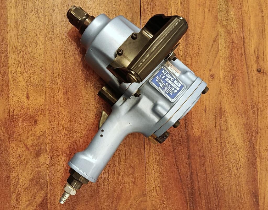 TOKU Pneumatische slagmoersleutel 2100 nm MI-3800PR, Auto diversen, Autogereedschap, Ophalen of Verzenden, Gebruikt