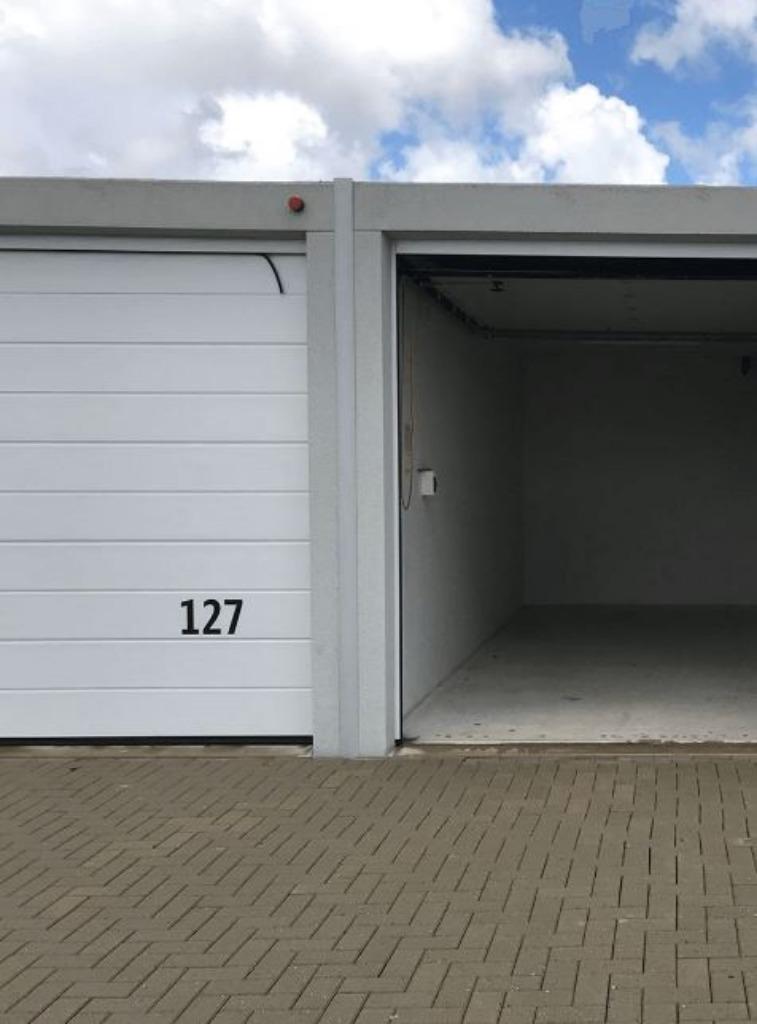 Garagebox te huur in de Waarderpolder te Haarlem, Noord-Holland